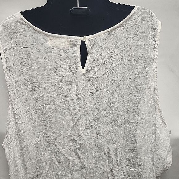 NWT Dept 222 Women's White Sleeveless Tank Top Blouse Cover-Up Sz 3X - Picture 3 of 15
